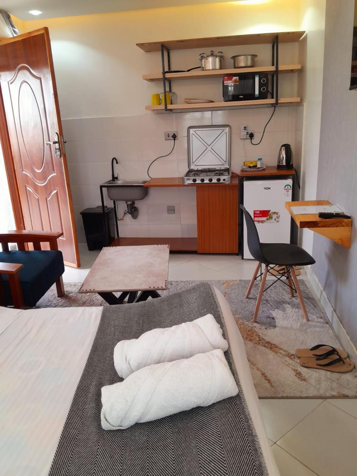 Sandalwood Suites Nakuru - Studios & One Bedroom Suites Экстерьер фото
